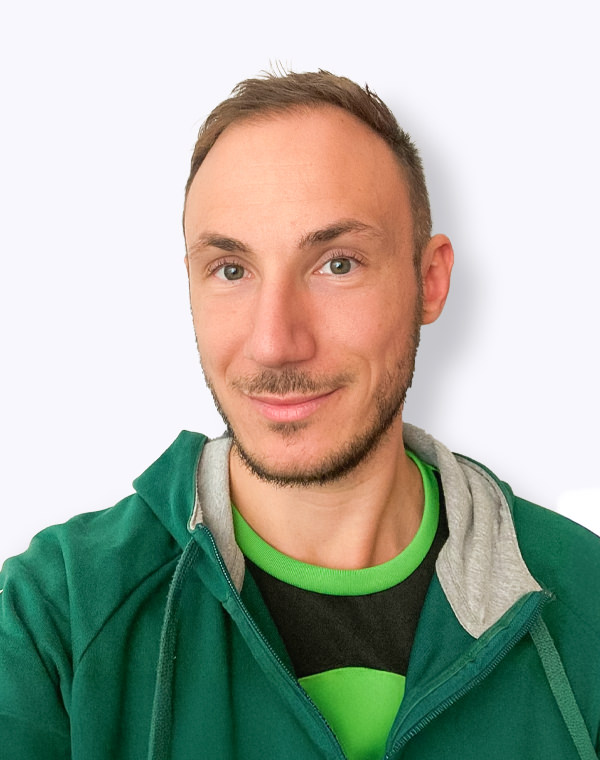 </p>
<p style="text-align: center; color:#b02811;">Christian Bauer</p>
<p>